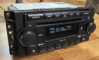 MINT JEEP CHRYSLER DODGE DURANGO 300 6 CD CHANGER MP3 RADIO WORKS WITH RSE DVD